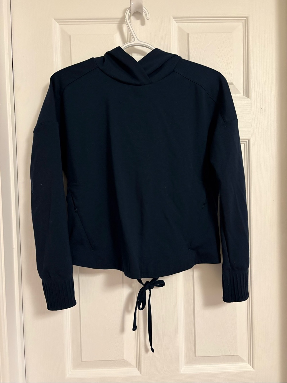 Women's Navy Lululemon Athletic Pullover Sweatshirt